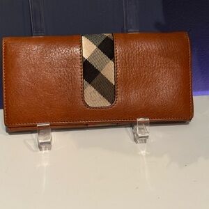 Authentic Burberry London Brown Leather Check Continental Wallet w/ Dust Bag